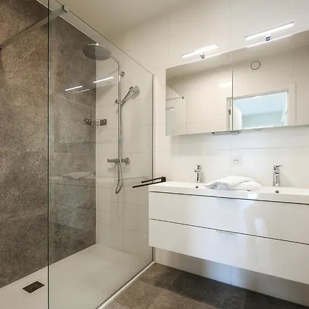 Apartment 2 Bedroom Lovely In Ostende